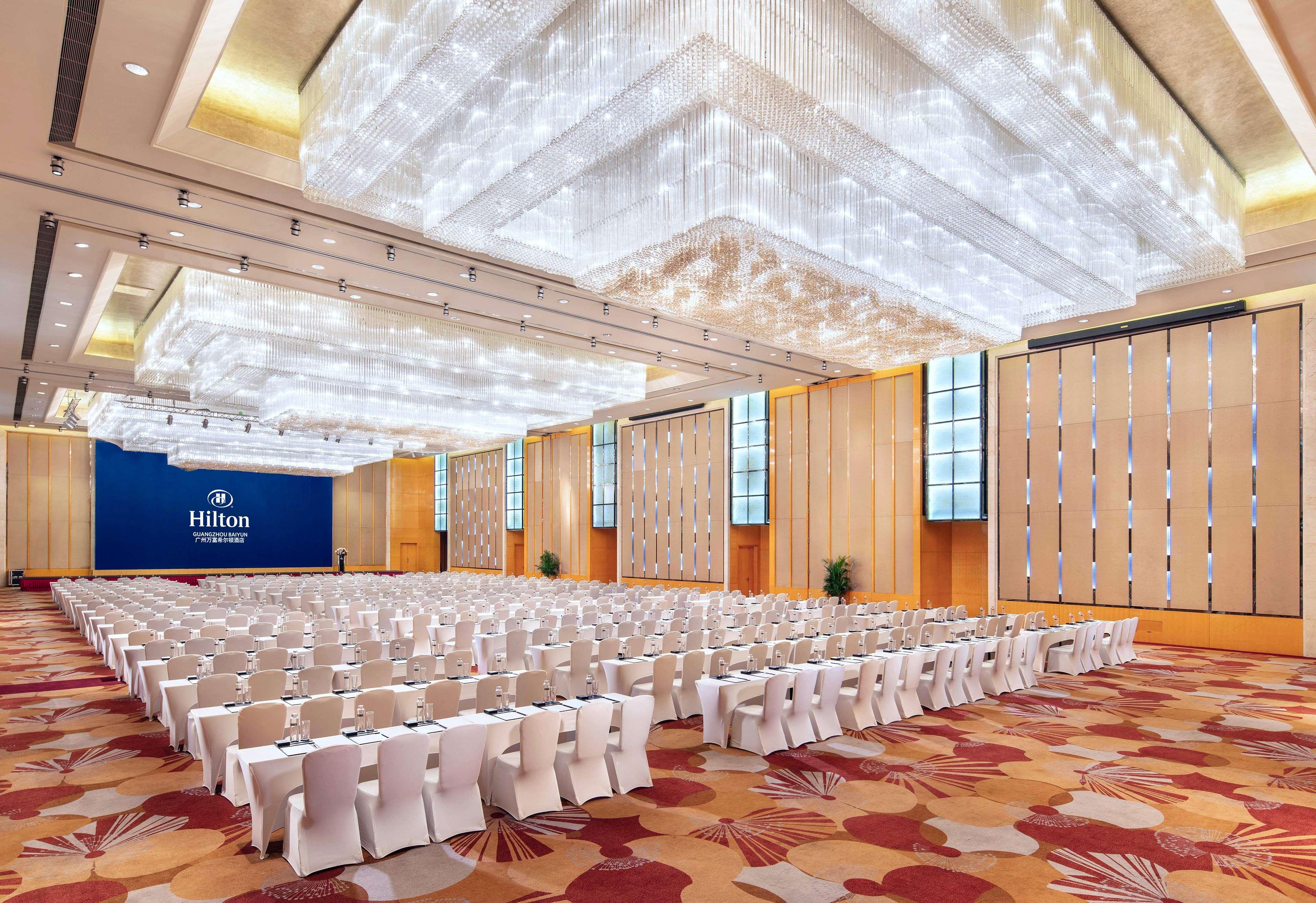 Hilton Guangzhou Baiyun - Free Shuttle For Canton Fair Period, Close To Luhu Golf Club & Leather Market Exterior foto