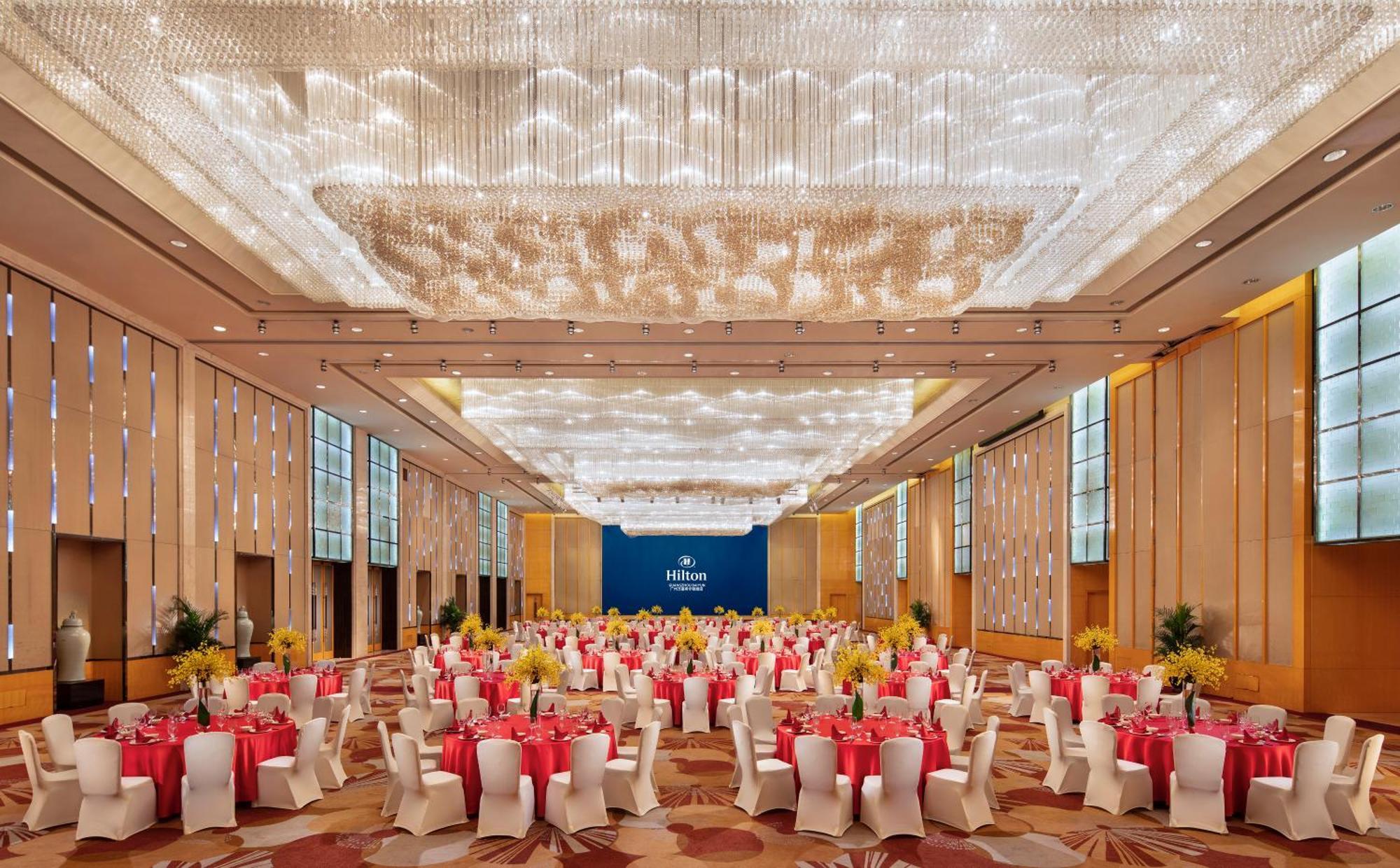 Hilton Guangzhou Baiyun - Free Shuttle For Canton Fair Period, Close To Luhu Golf Club & Leather Market Exterior foto
